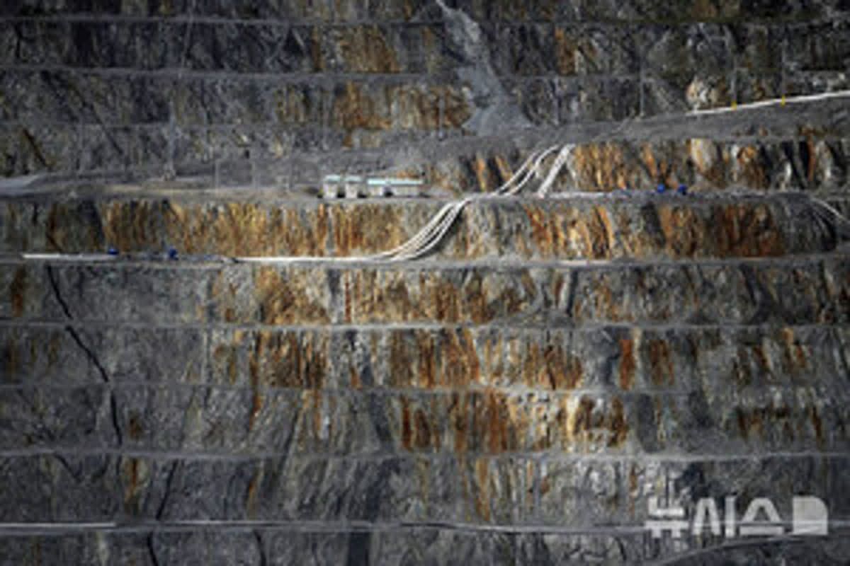 380조 광산 공룡 나오나…리오틴토·글렌코어 합병 논의 | 모두서치