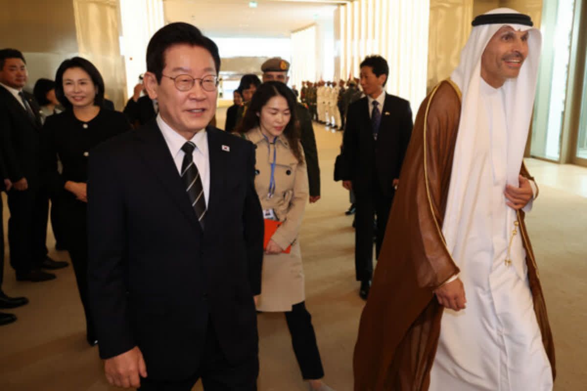 KF-21 보라매 해외 파트너 관련 이미지